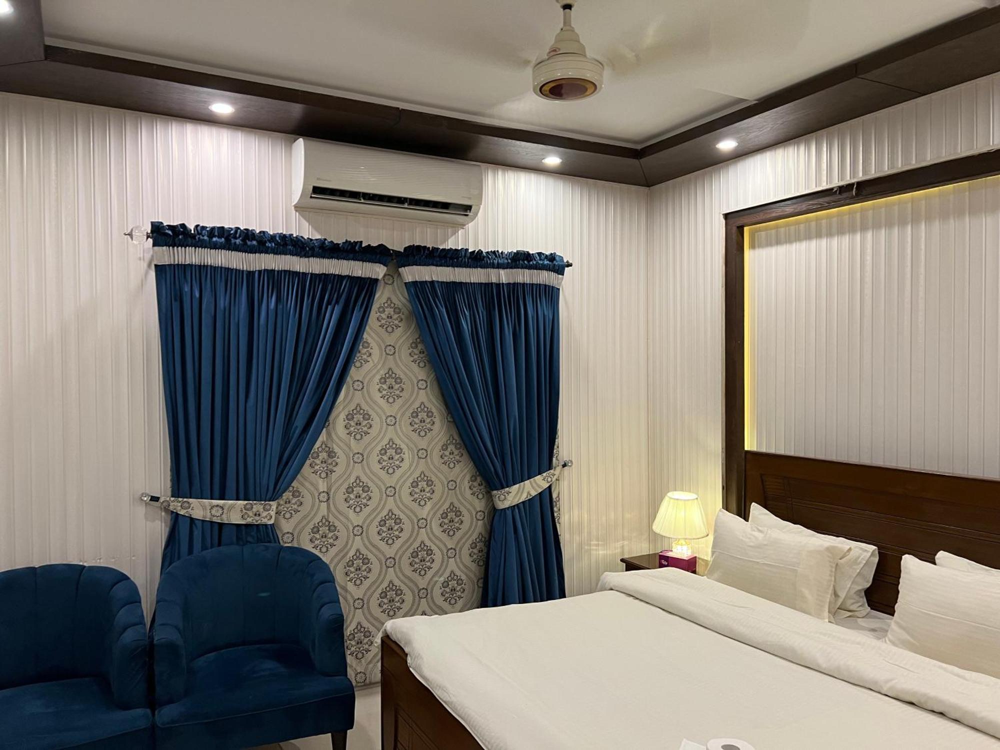 Vactional Villa Dha Phase 6 Lahore ,Three Bed Room Full House Exteriér fotografie