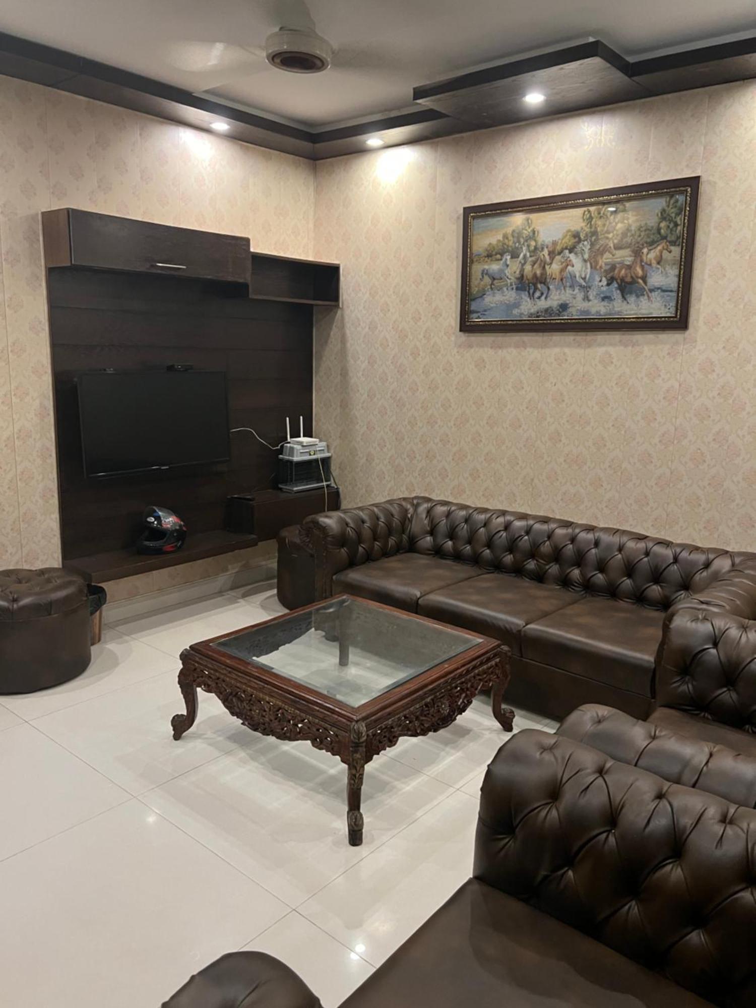 Vactional Villa Dha Phase 6 Lahore ,Three Bed Room Full House Exteriér fotografie