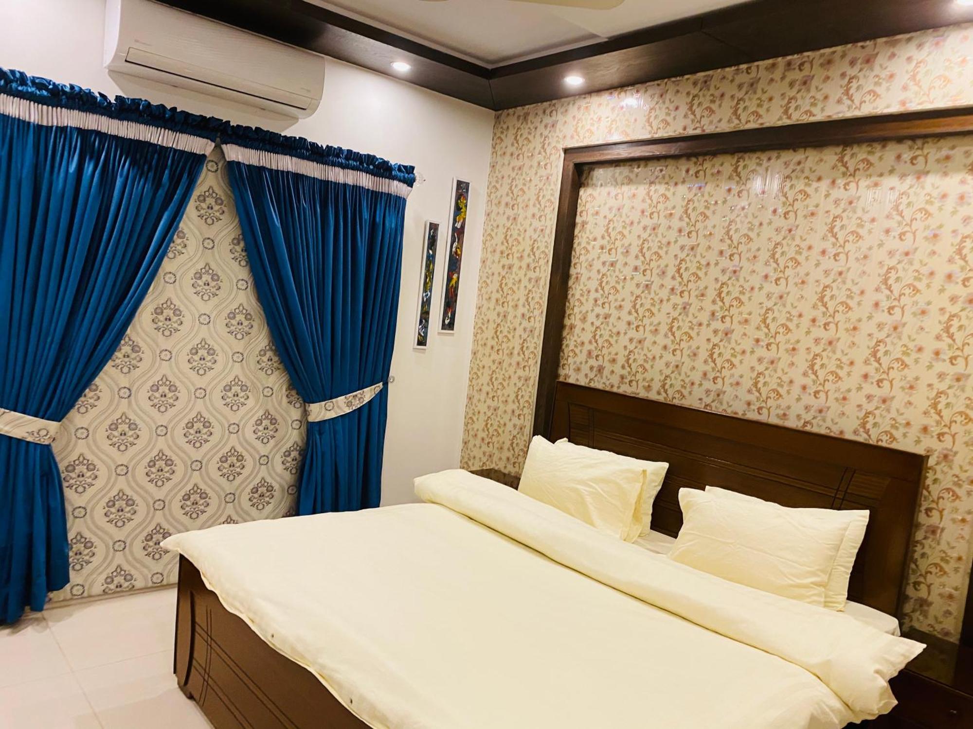 Vactional Villa Dha Phase 6 Lahore ,Three Bed Room Full House Exteriér fotografie