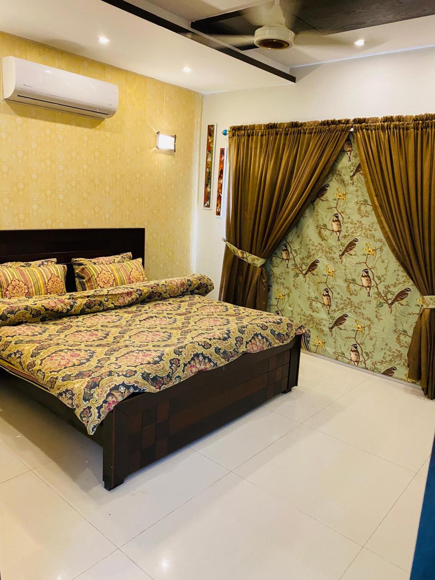 Vactional Villa Dha Phase 6 Lahore ,Three Bed Room Full House Exteriér fotografie